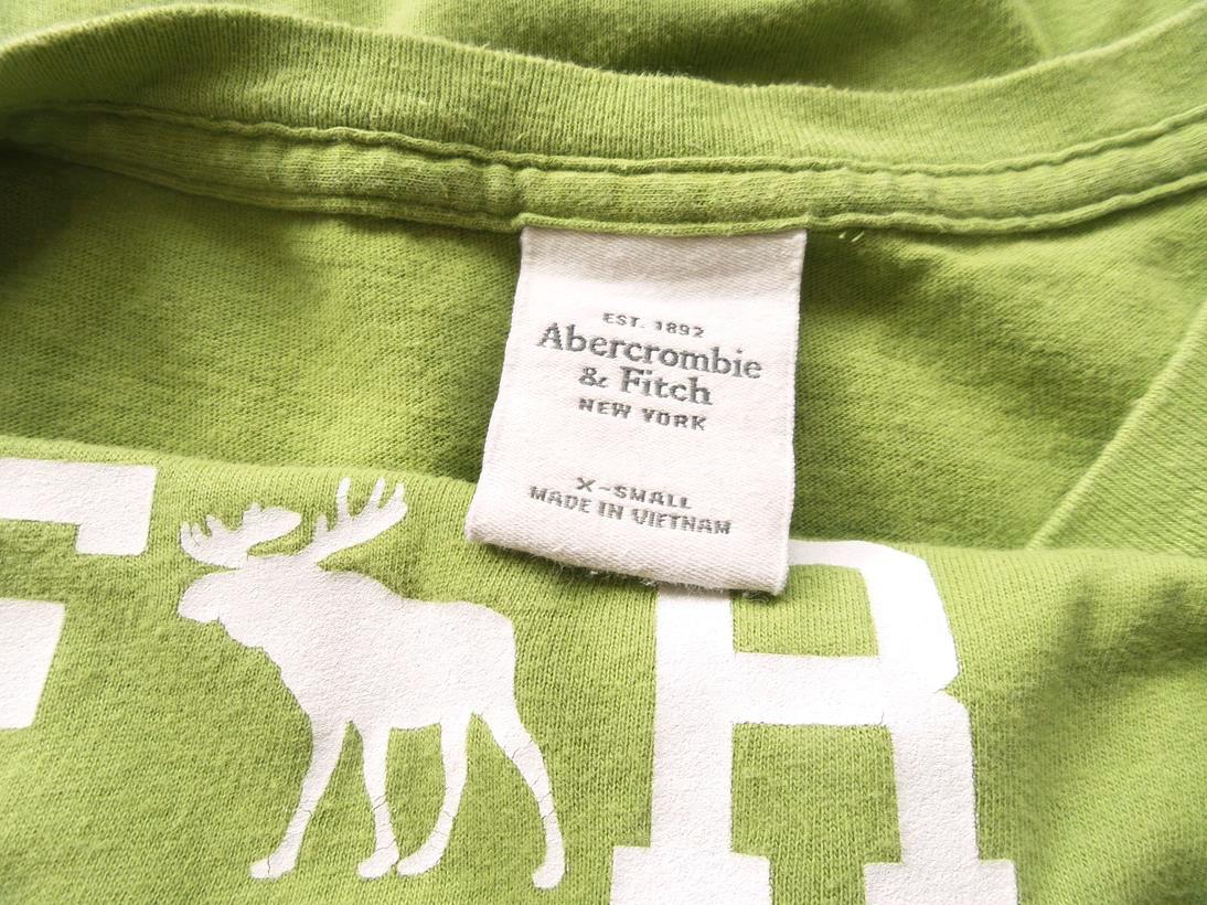 ABERCROMBIE & FITCH Stl XS Rund urringning T-shirt Kortärmad Material Bomull 100%