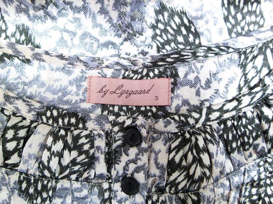 BY LYSGAARD Stl S Floral Blad Rund urringning Tunika blus ärm 3/4 Material Viskos