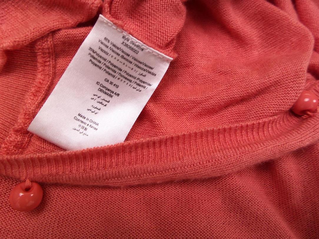 Soaked in luxury Stl M Färg Orange Rund urringning Knäppt Tunika Blus Kortärmad Material Viskos