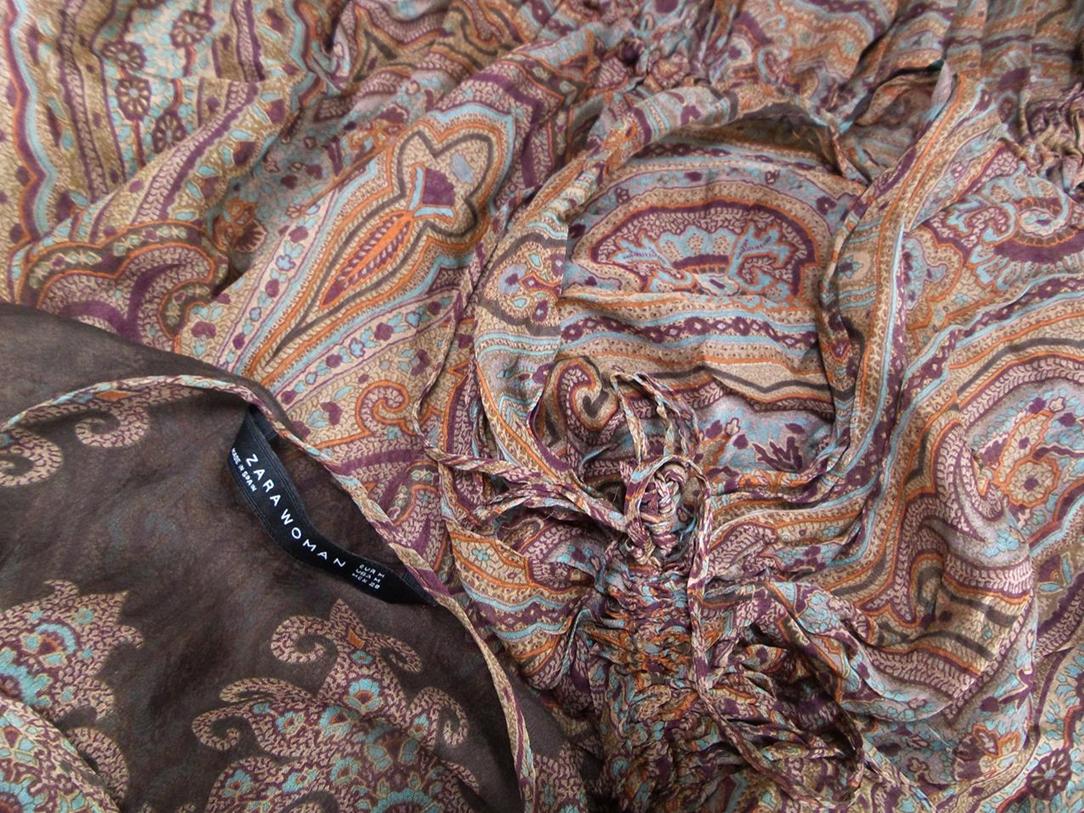 Zara Stl M Färg Brun Paisley Rund urringning Tunika blus Kortärmad