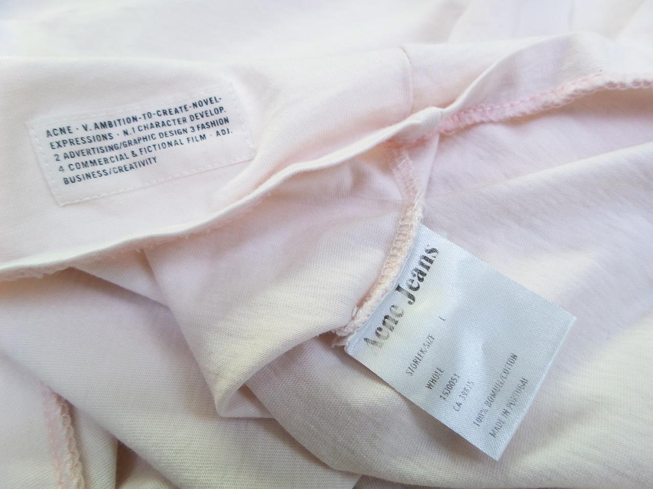 ACNE JEANS Stl 40 Färg Pudrig Rosa V-ringning T-shirt Kortärmad Material Bomull 100%