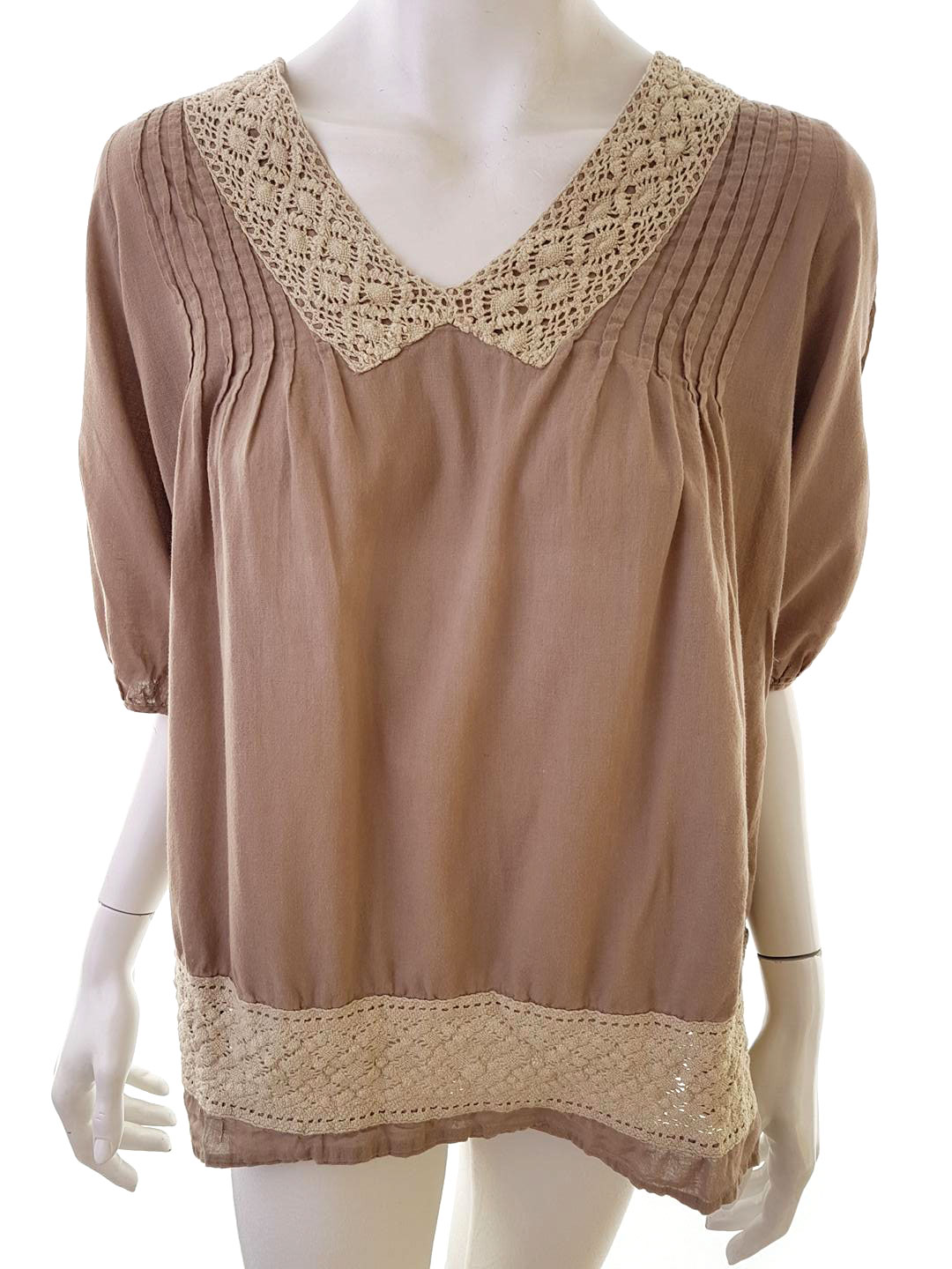 Suzanne Nilsson Stl XL Färg Beige V-ringning Tunika blus ärm 3/4 Material Bomull 100%