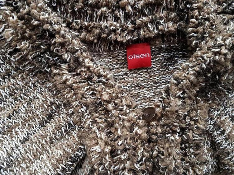 Olsen Stl 42 Färg Beige V-ringning Knäppt kofta Långärmad Material Akryl Grovstickat