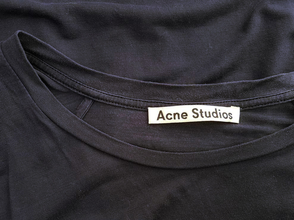 ACNE Studios Stl XS Rund urringning T-shirt Kortärmad