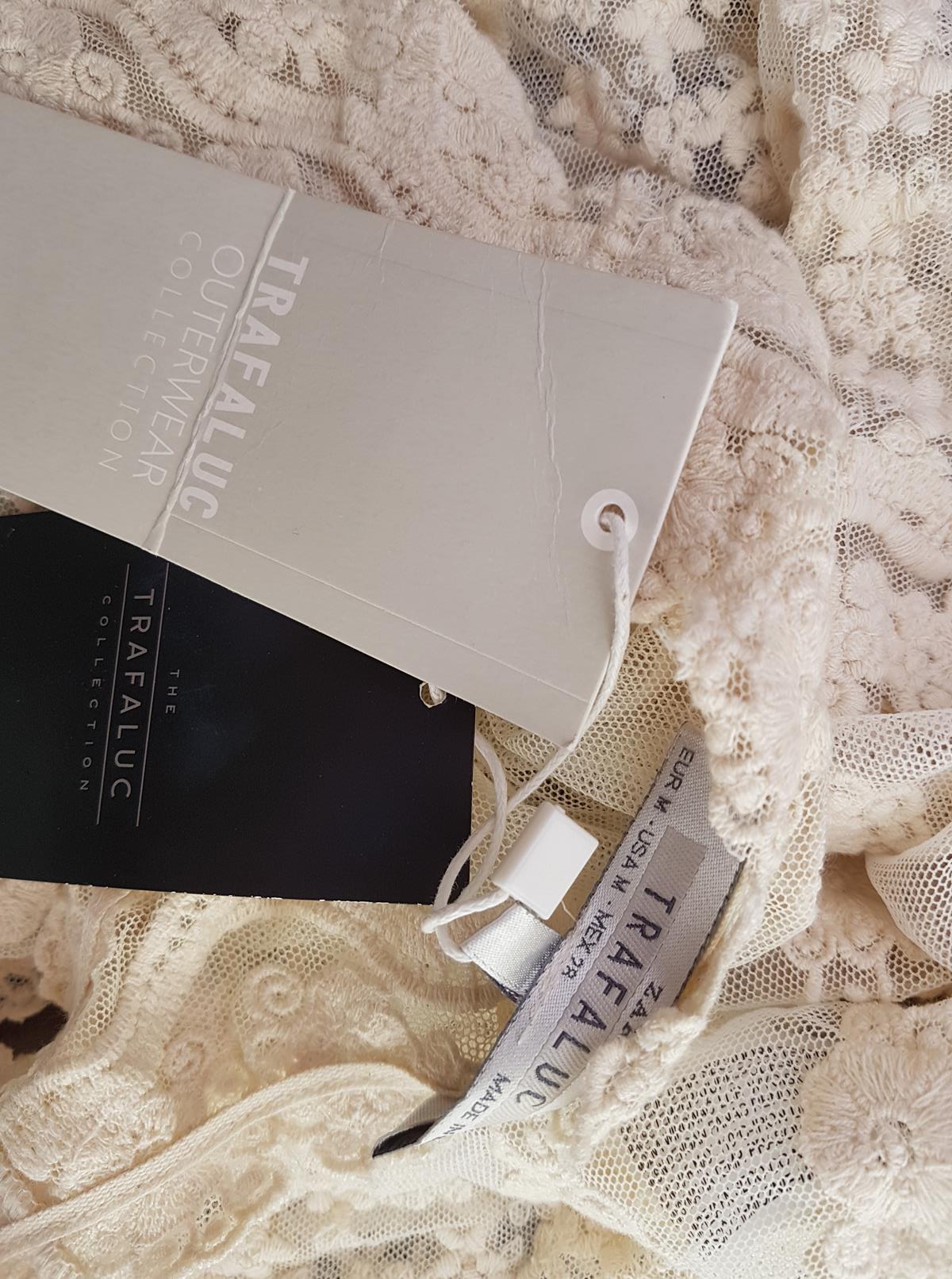 Zara Stl M Färg Beige Koftväst Ärmlös