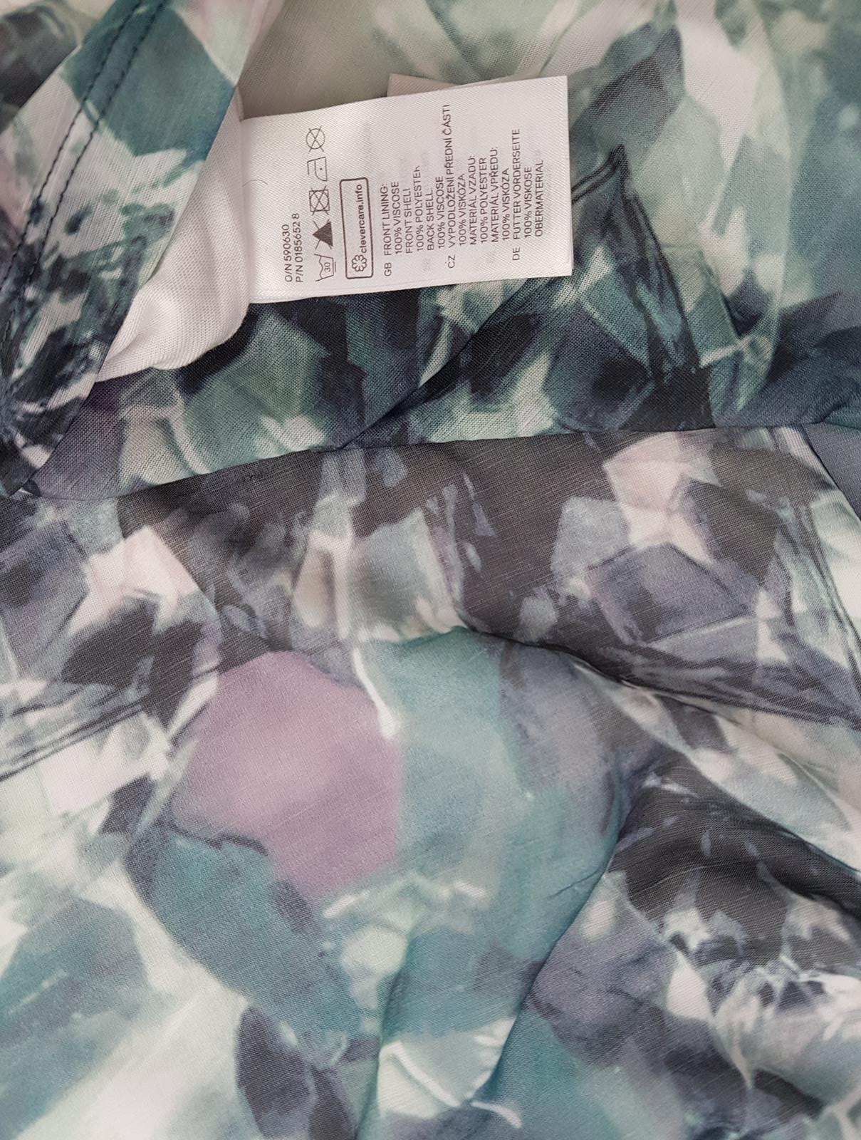 H&m Stl S Färg Grön Draperad Blus Ärmlös Material Viskos