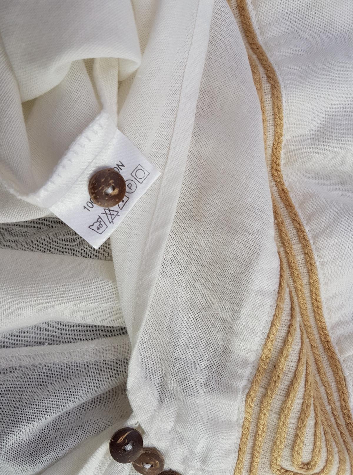 Blanc du Nil Stl XL Färg Vit V-ringning Blus Ärmlös Material Bomull 100%