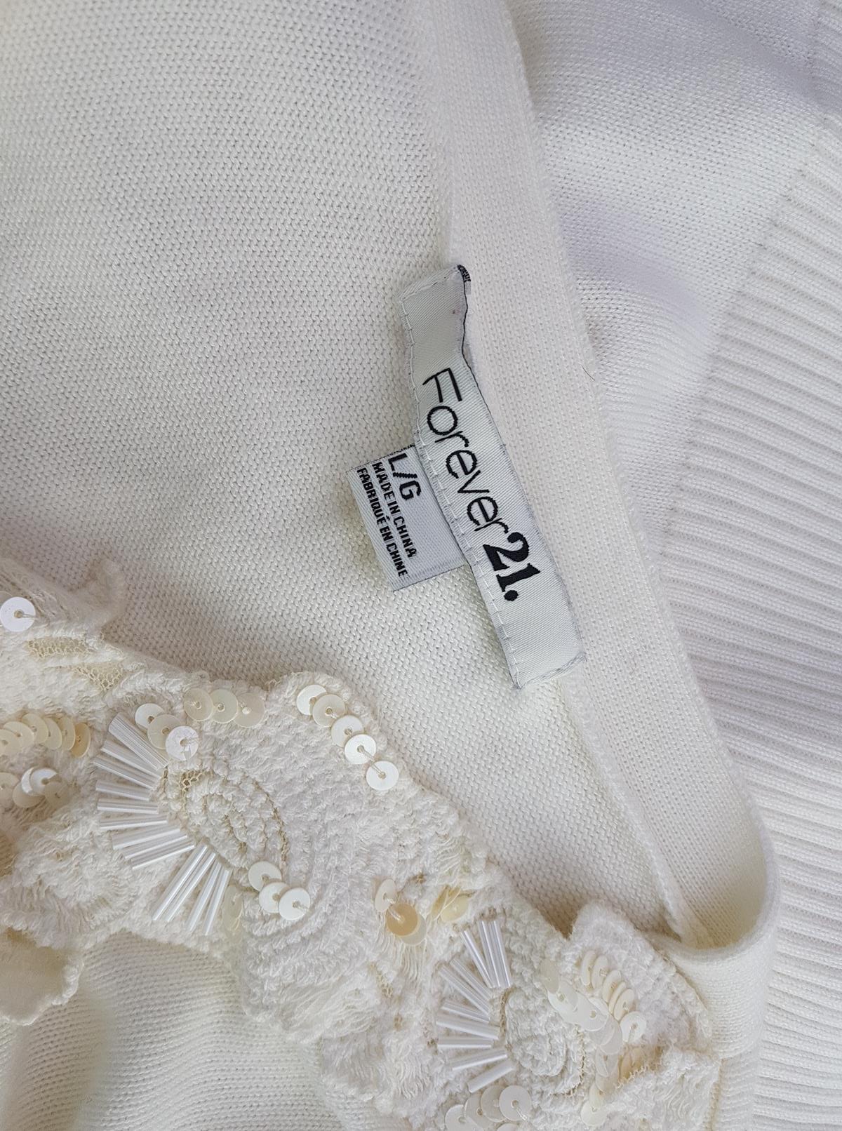 Forever 21 Stl L Färg Vit V-ringning Knäppt kofta Långärmad Material Viskos Finstickat