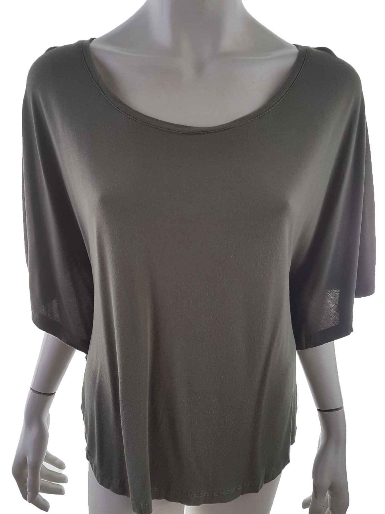 Isolde Stl M Färg Khaki U-ringning Blus ärm 3/4 Material Viskos