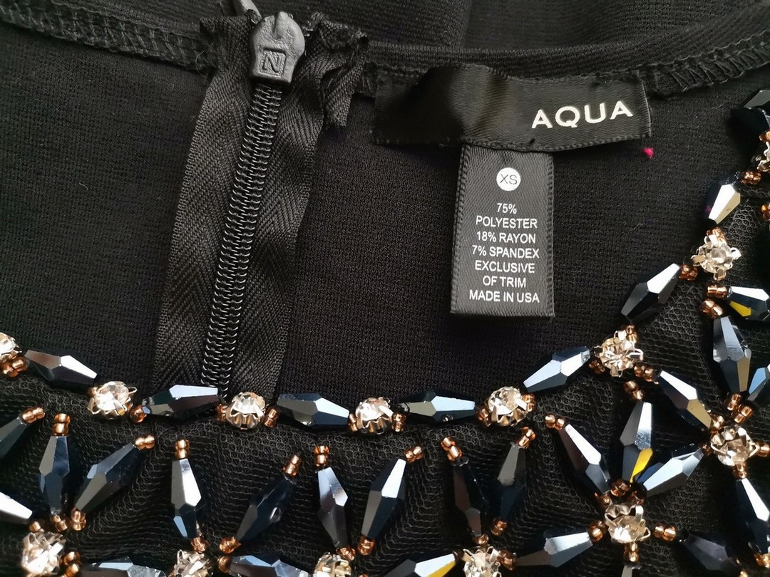 Aqua Stl XS Färg Svart Rund urringning Mini Klänning Ärmlös Kort