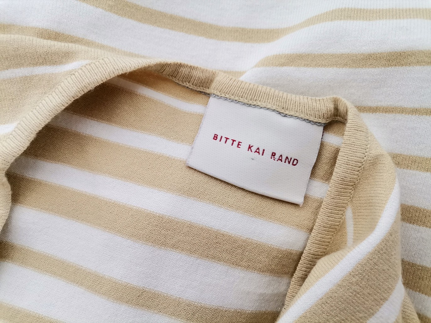 BITTE KAI RAND Stl M Färg Beige Ränder Rund urringning Blus Ärmlös Material Viskos