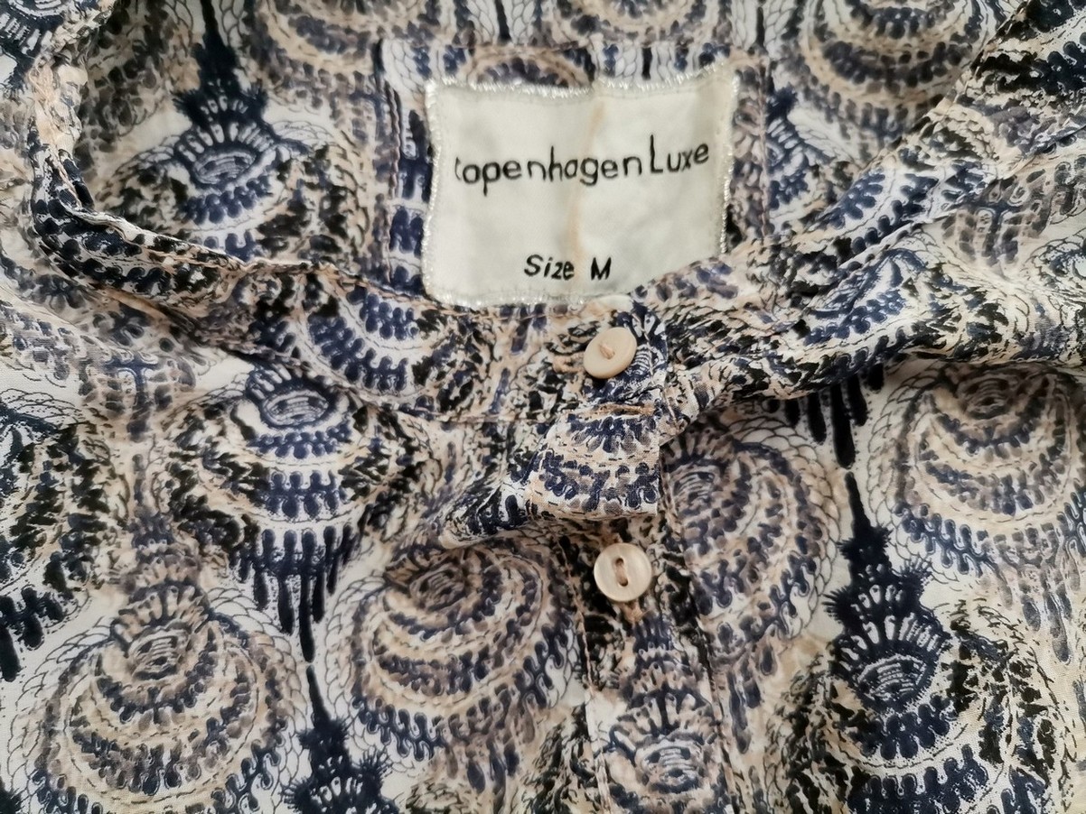 COPENHAGEN LUXE Stl M Färg Blå Rund hals Popover Blus Knappar Långärmad