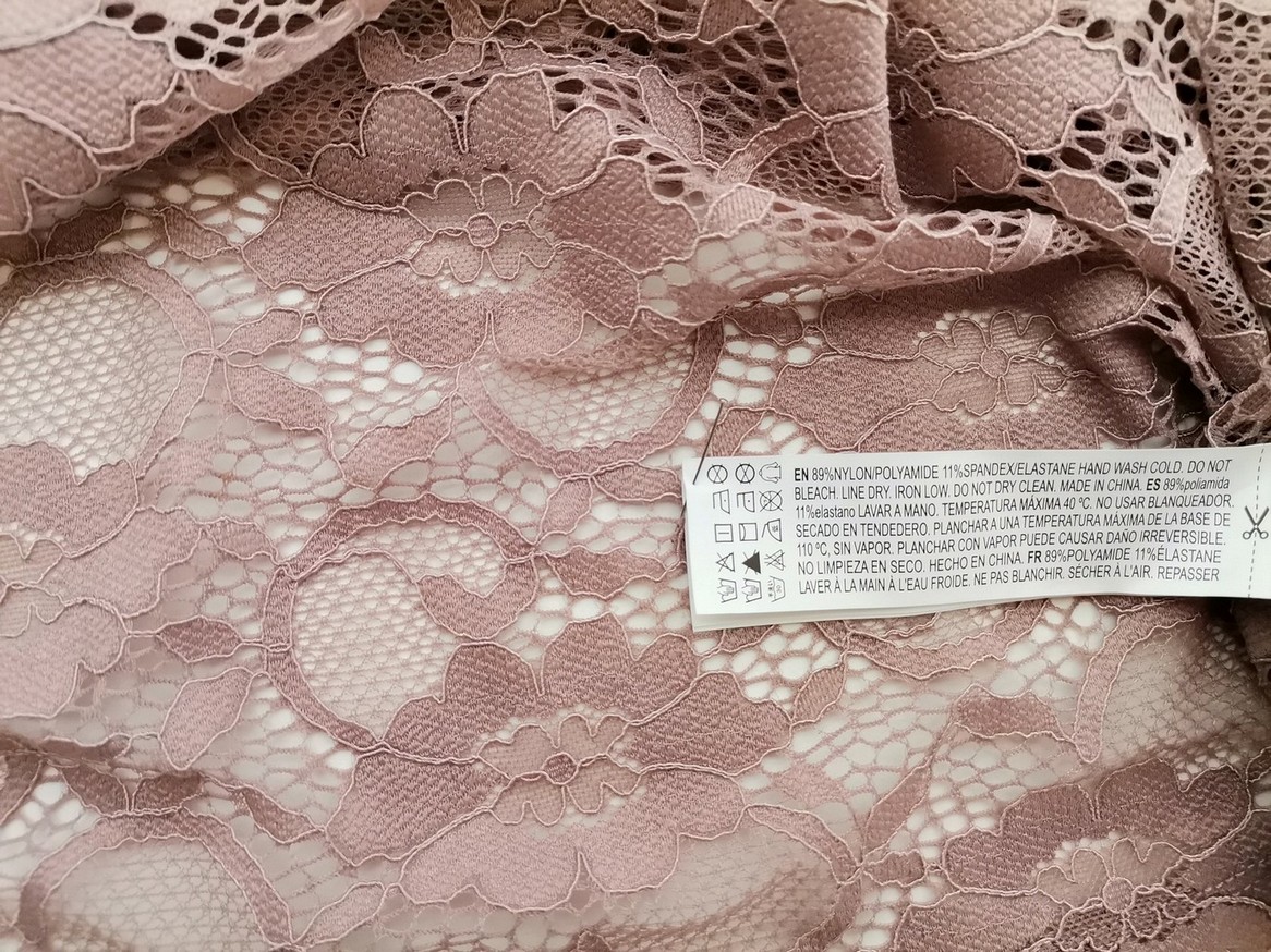 Forever 21 Stl M Färg Pudrig Rosa Rund urringning Blus Långärmad