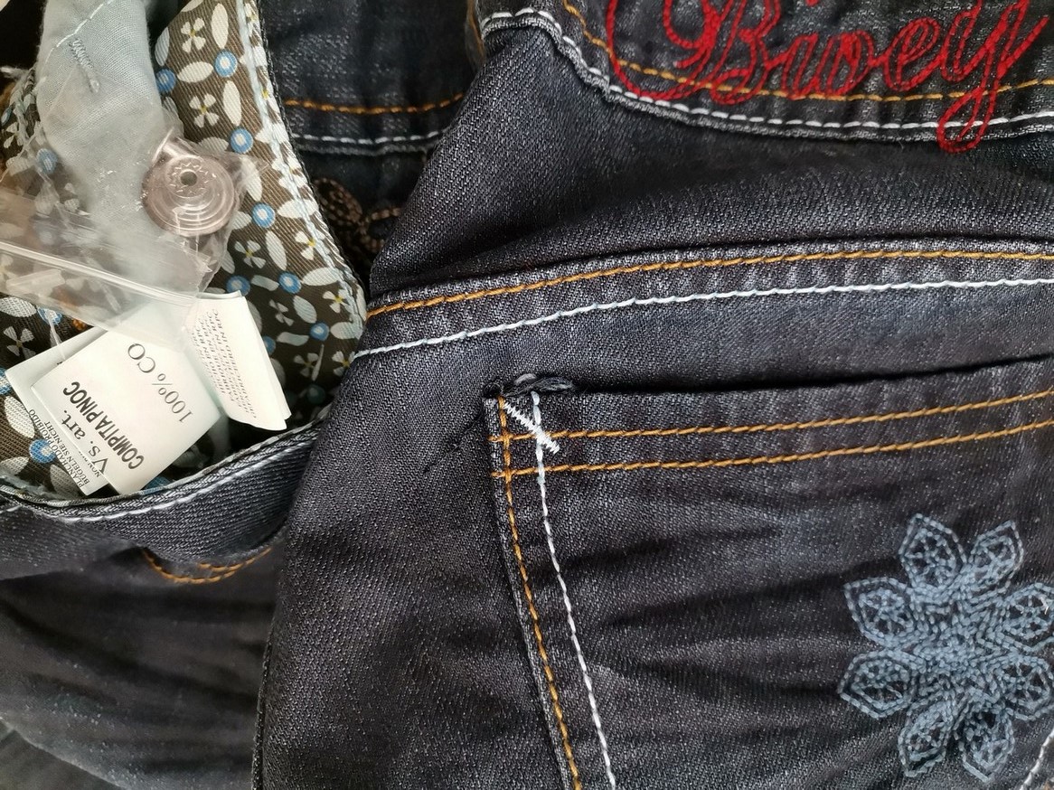 B.WEIJ Stl 40 Färg Marinblå Jeans Material Bomull 100%