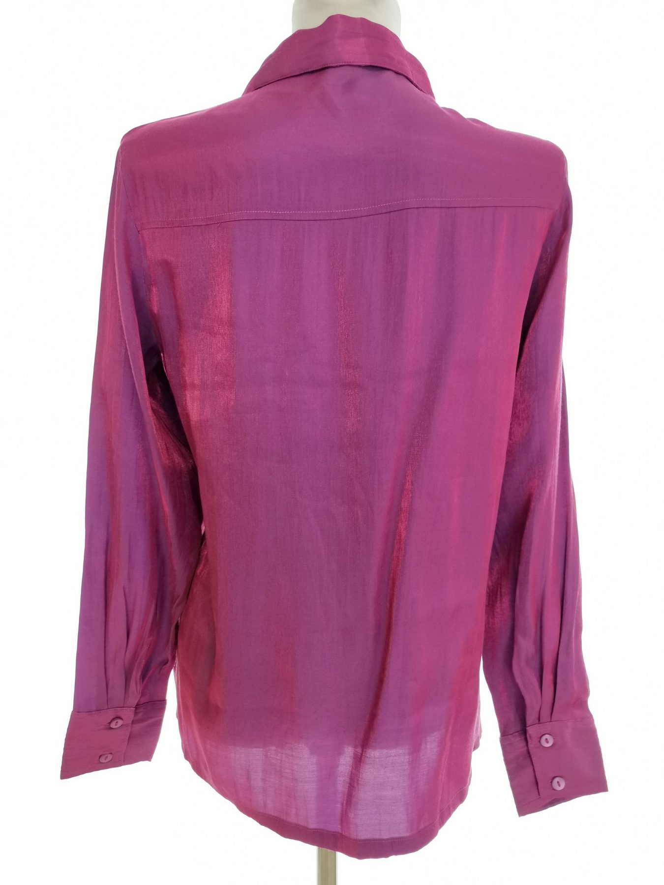 B Vintage Stl 38 Färg Fuchsia Krage Knäppt Skjort Blus Långärmad Material Viskos