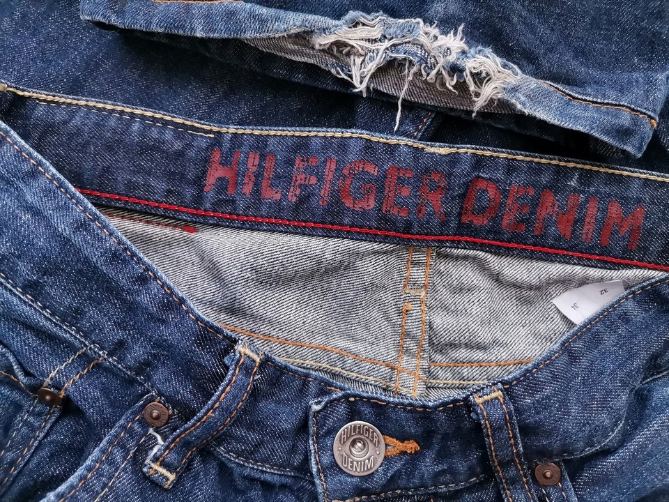 Hilfiger denim Stl W32 L34 Färg Marinblå Material Bomull 100%