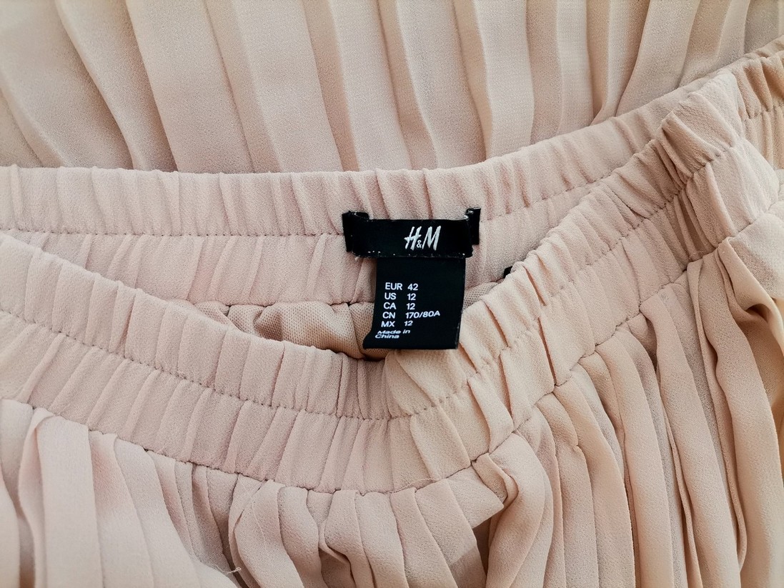 H&m Stl 42 Färg Beige Maxikjol Kjol Lång