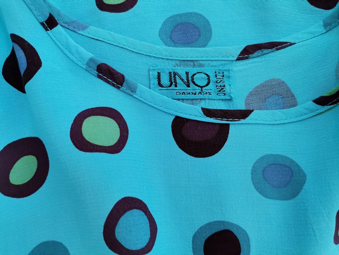 Uno Stl ONE SIZE (44/46) Färg Blå Geometrisk Rund urringning Blus Kortärmad Material Viskos 100%