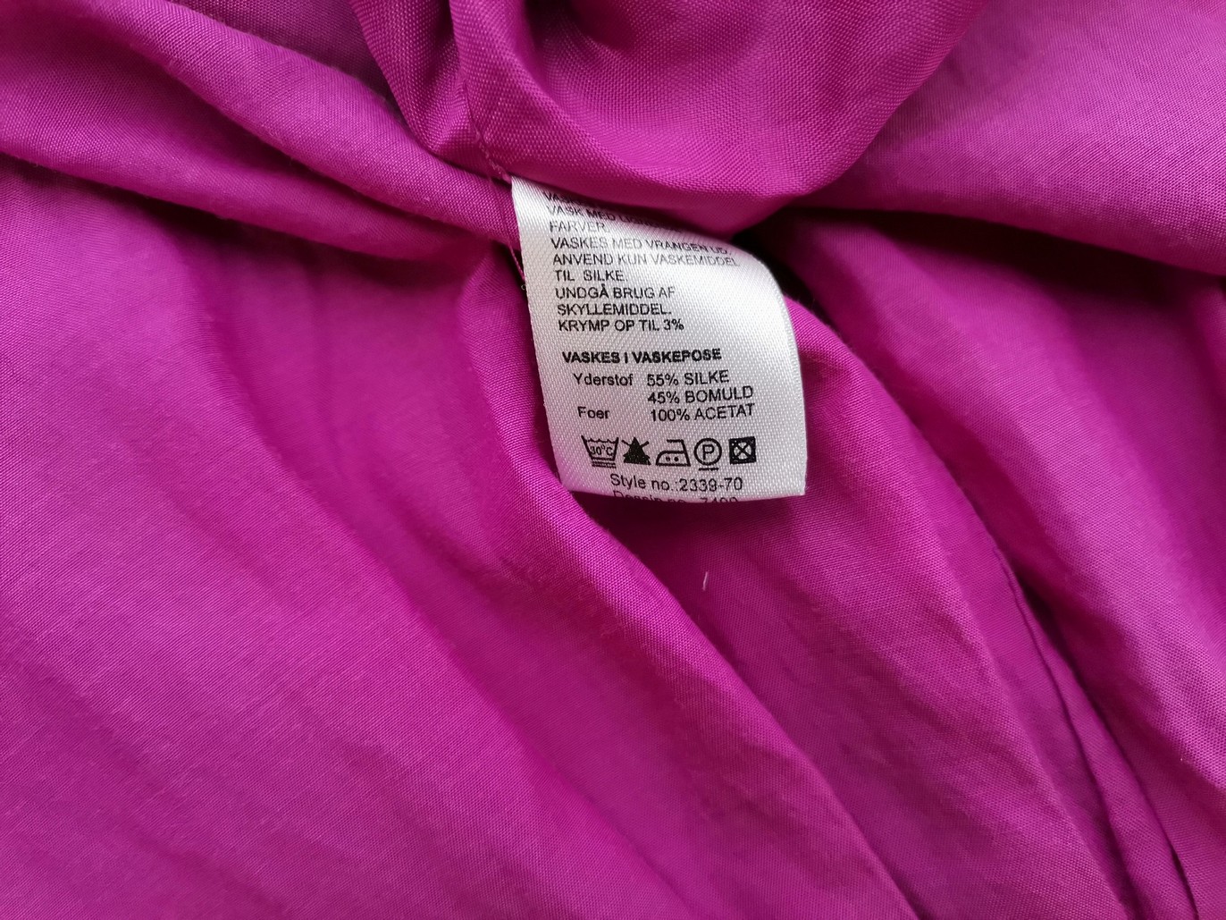 Dranella Stl 36 Färg Fuchsia Rund urringning Raka Klänningen Kortärmad Knälängd Material Siden