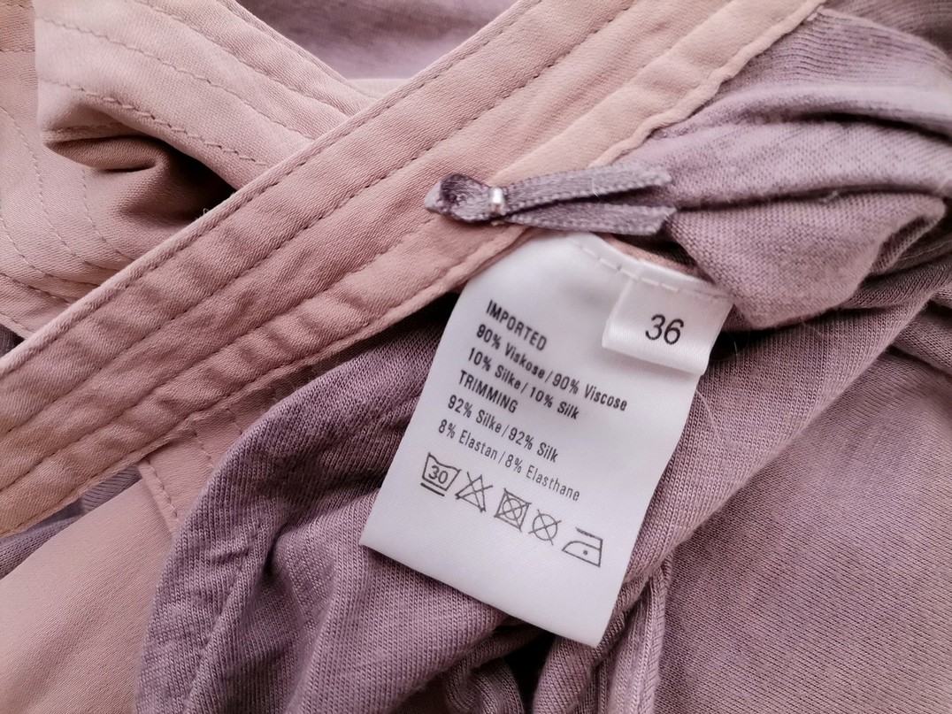 MUNTHE PLUS SIMONSEN Stl 36 Färg Lila Hjärtformad Blus Ärmlös Material Siden