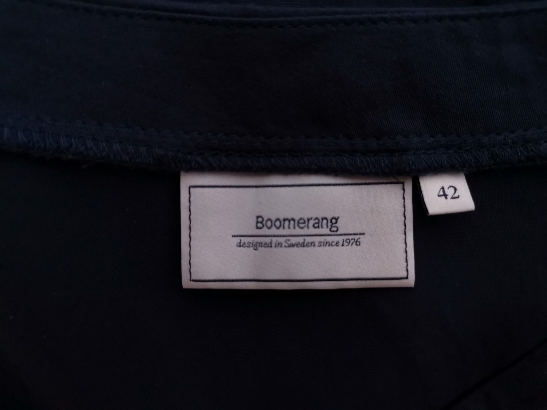 BOOMERANG Stl 42 Färg Marinblå V-ringning Blus Långärmad Material Viskos 100%