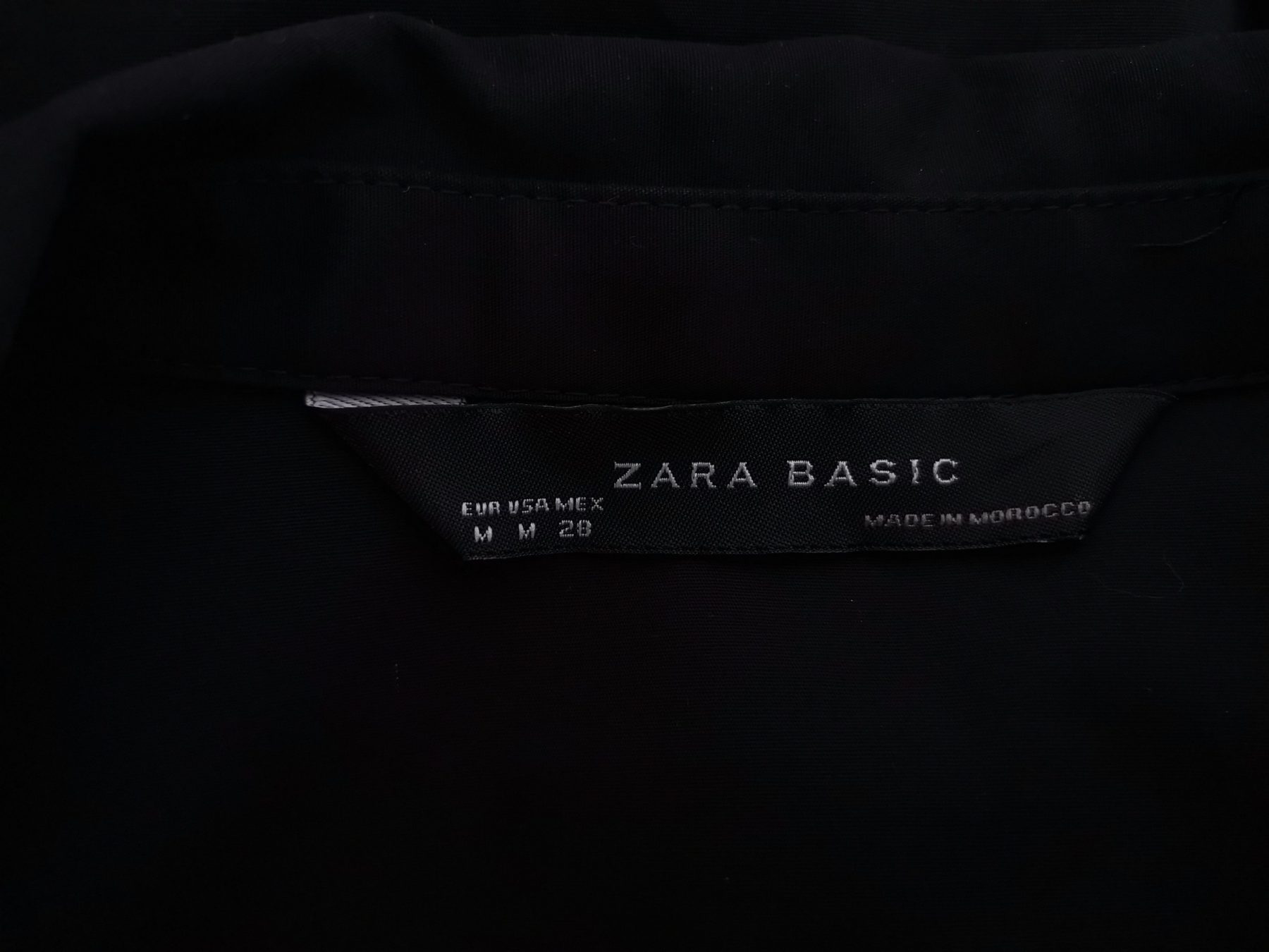 ZARA BASIC Stl M Färg Svart Krage Blus Långärmad Material Bomull