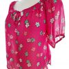 Hollister Stl XS Färg Fuchsia Keyhole Crew Neck Blus Kortärmad