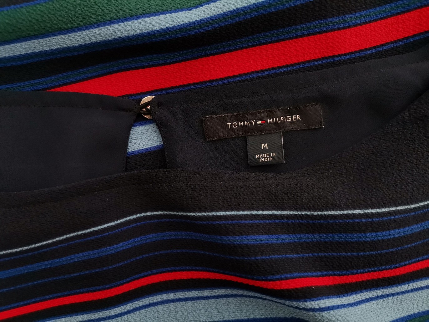 Tommy hilfiger Stl M Färg Marinblå Ränder Båtringning Raka Klänningen Kortärmad Knälängd