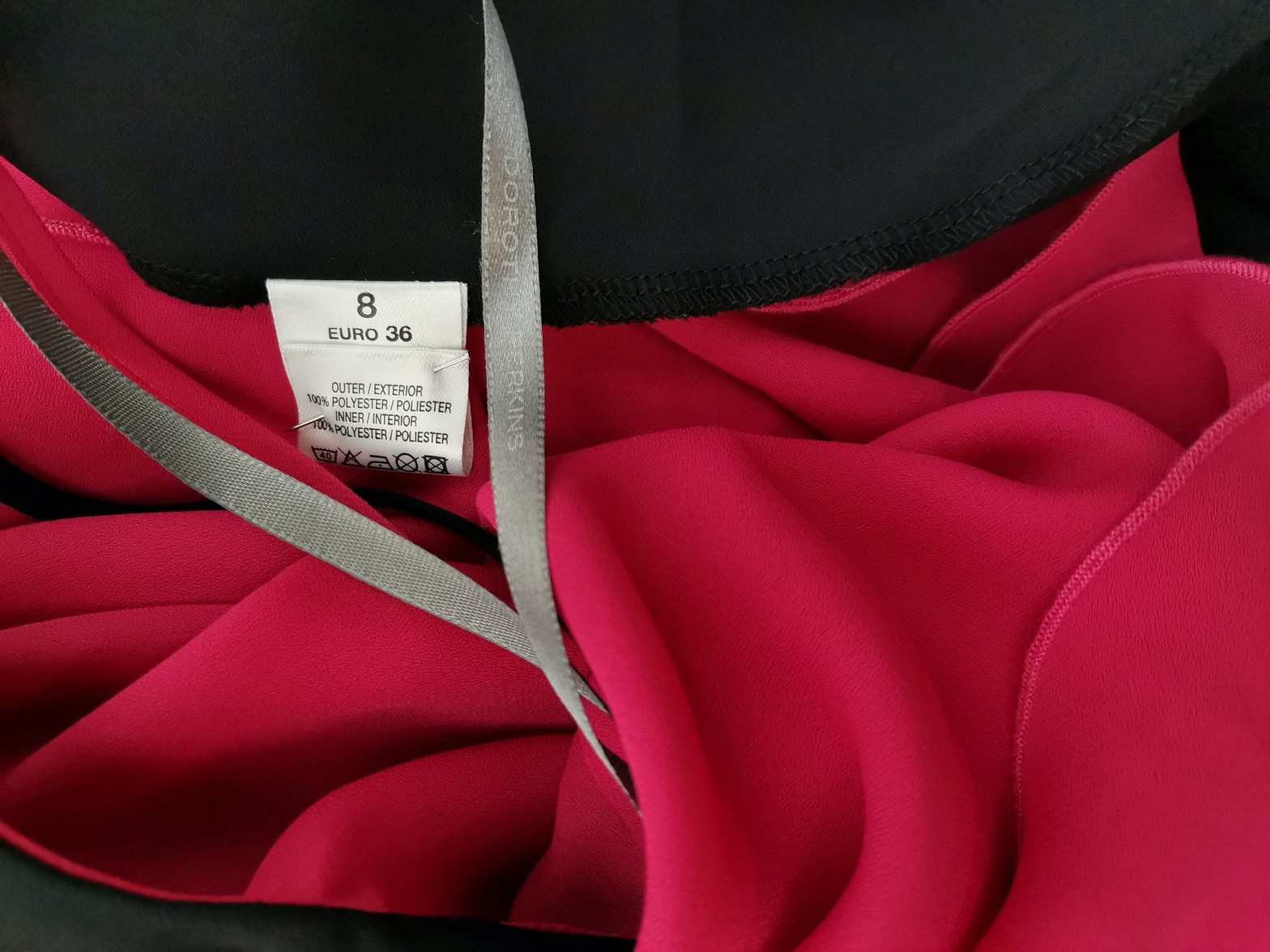 Dorothy perkins Stl 8 (36) Färg Fuchsia Draperad Under Klänning Ärmlös Midi