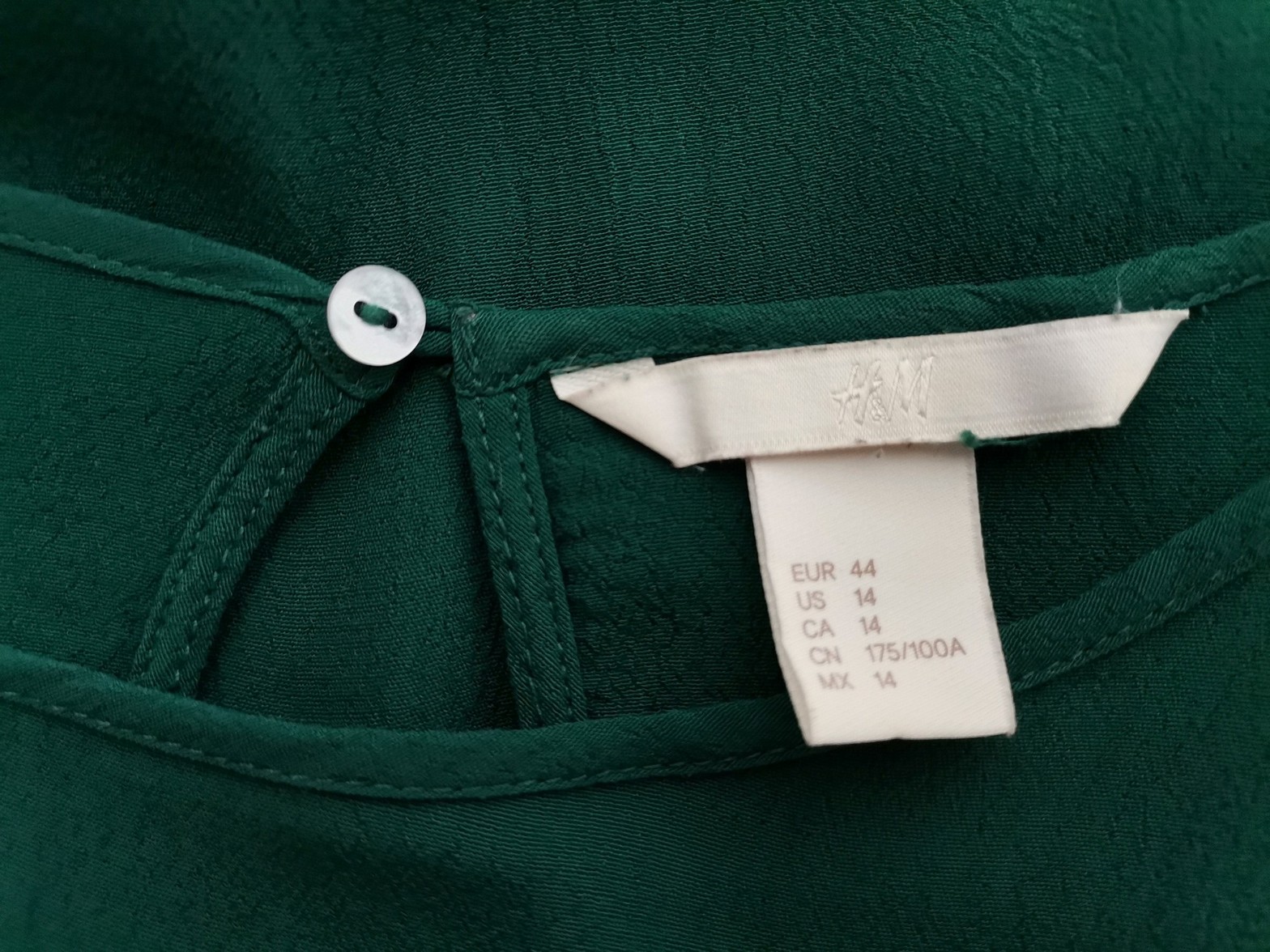 H&m Stl 44 Färg Smaragdgrön Båtringning Blus Kortärmad Material Viskos 100%