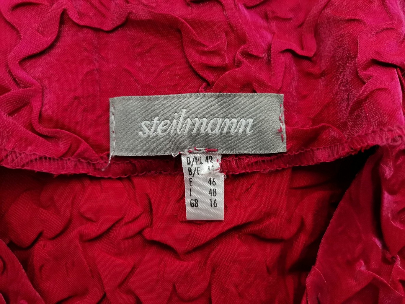 Steilmann Stl 42 Färg Fuchsia V-ringning Kavaj med knappar Långärmad Material Viskos