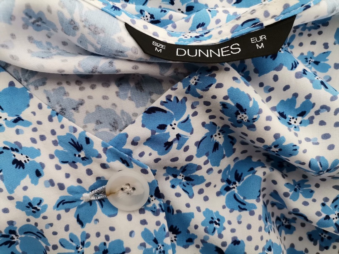 Dunnes Stl M (40/42) Färg Blå V-ringning Knäppt Blus Kortärmad Material Viskos 100%