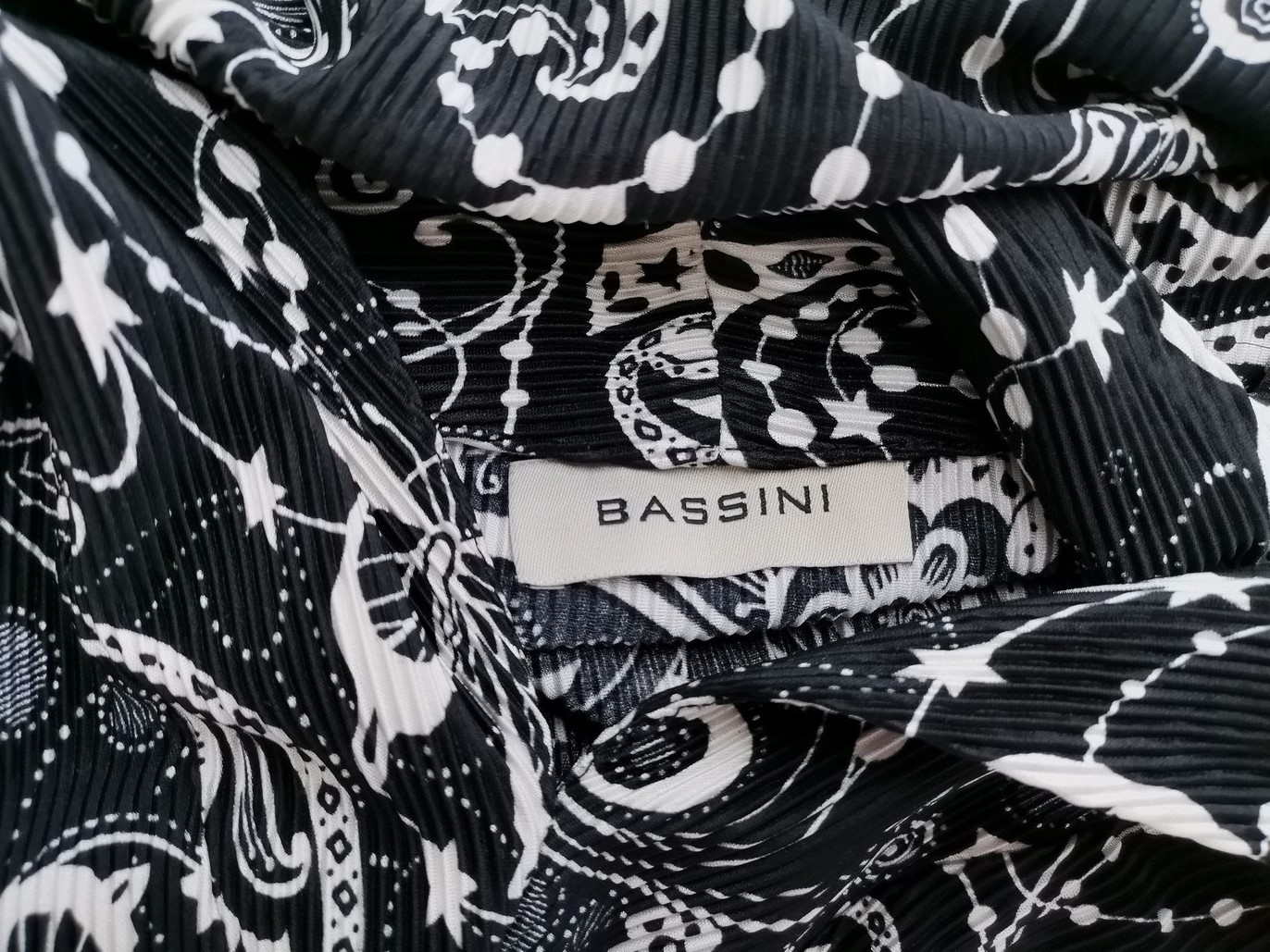 Bassini Stl XL Färg Svart Krage Blus ärm 3/4