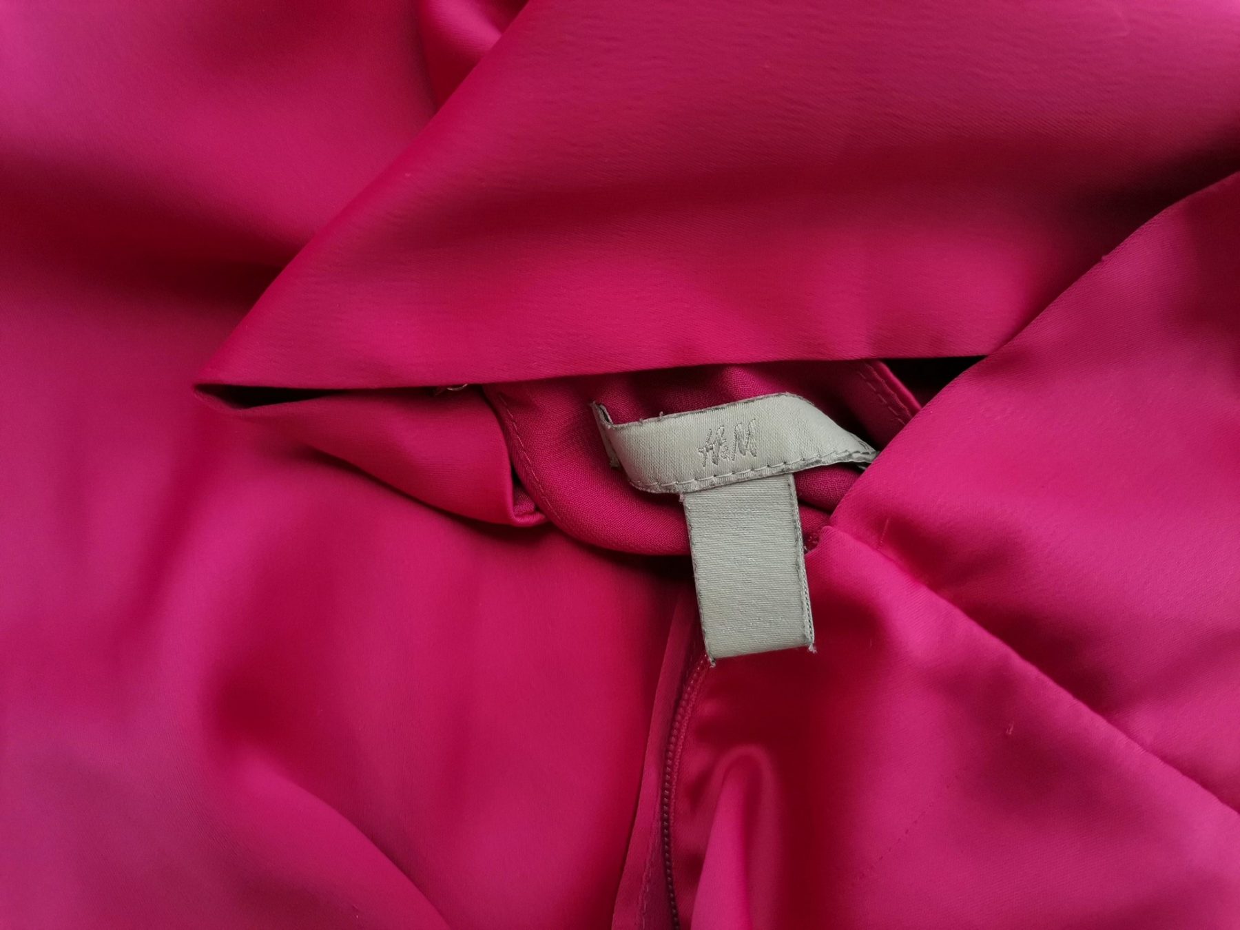 H&m Stl 36 Färg Fuchsia Båtringning Maxi Klänning Kortärmad Lång