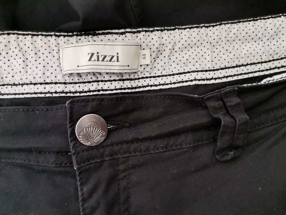 Zizzi Stl 44 Färg Svart Shorts Material Bomull