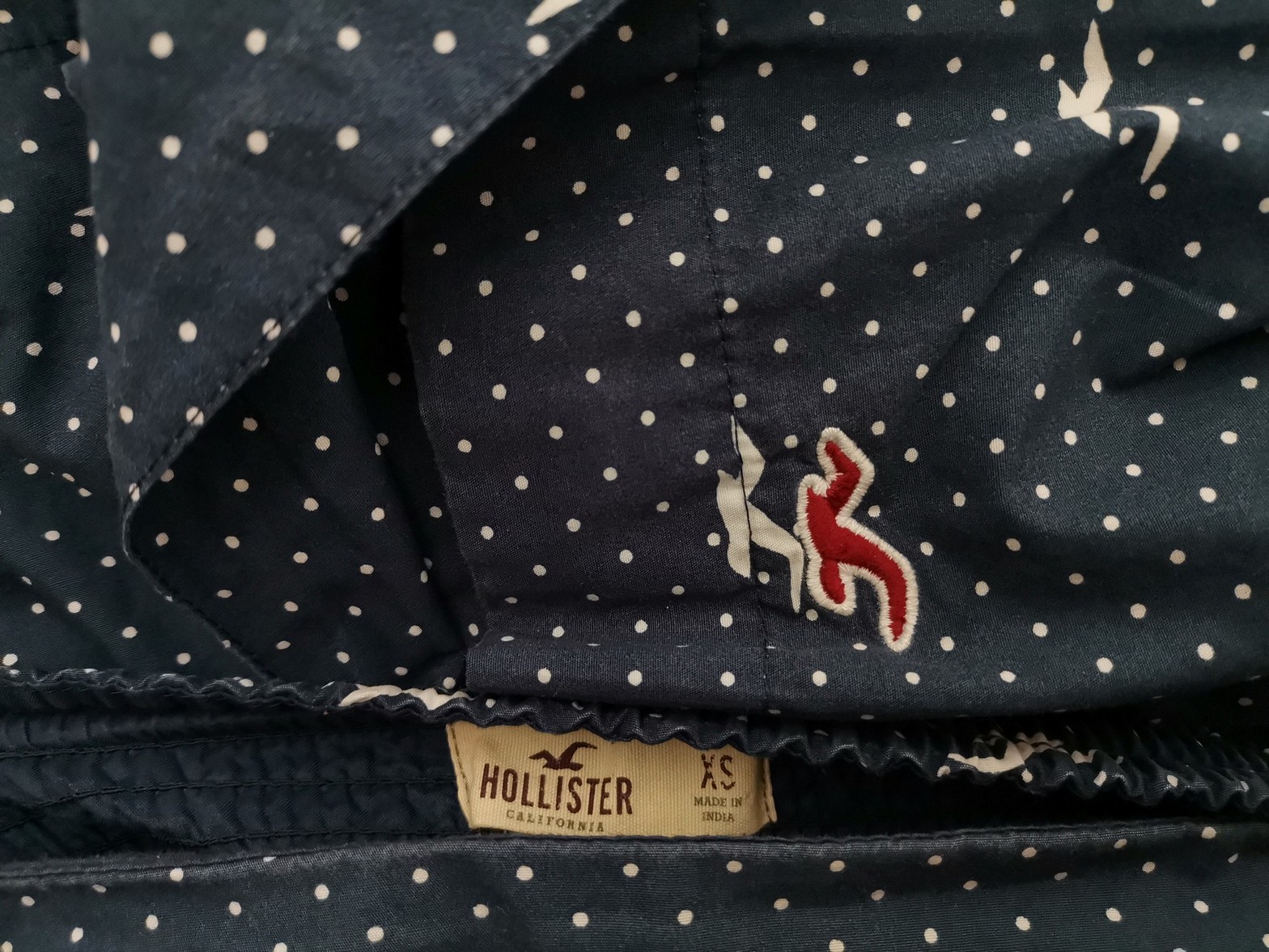 Hollister Stl XS Färg Blå Prickar Axelbandslös Mini Klänning Ärmlös Kort Material Bomull 100%