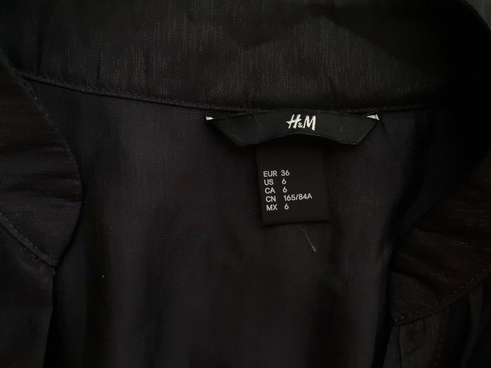 H&m Stl 36 Färg Svart Krage Blus Långärmad