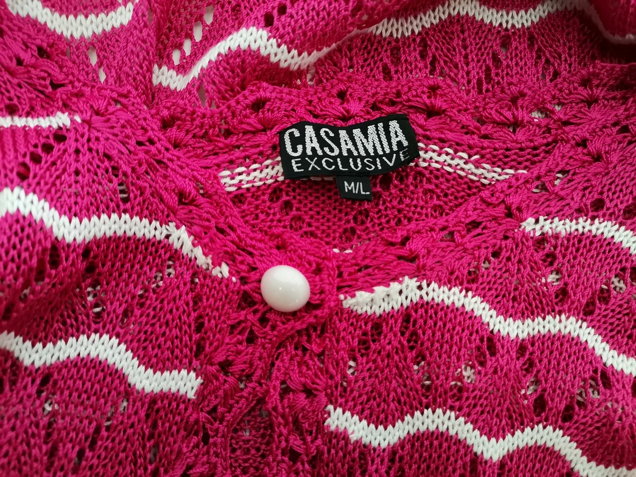 Casamia Exclusive Stl M/L Färg Rosa Rund urringning Lång knäppt kofta ärm 3/4 Material Viskos 100% Öppet stickat