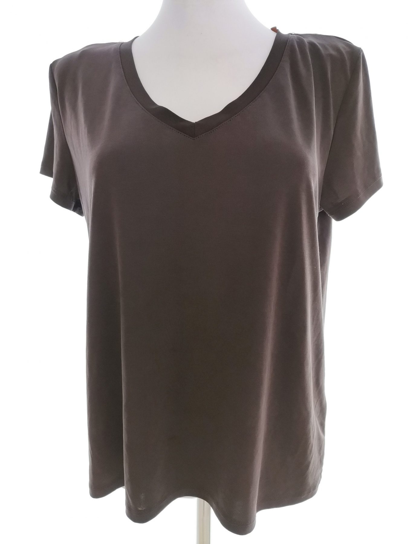 Soaked in luxury Stl XL Färg Brun V-ringning T-shirt Kortärmad Material Modal