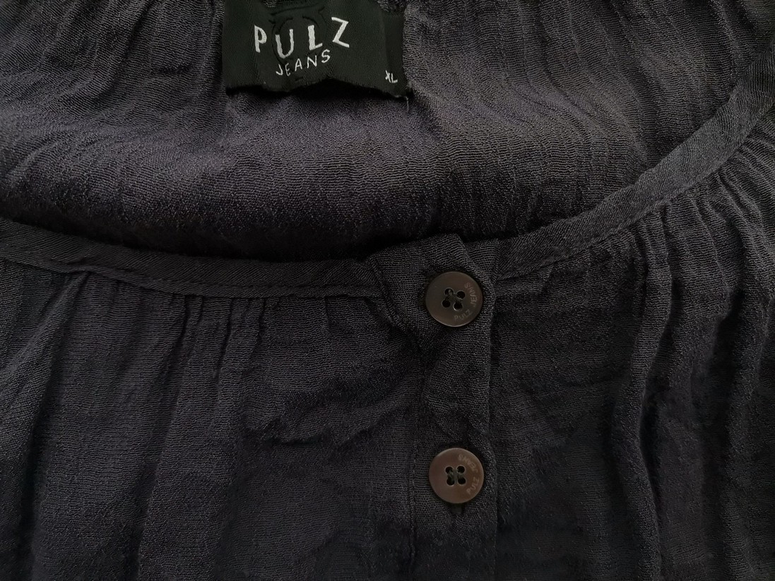 Pulz Stl XL Färg Grå Rund urringning Popover Blus Knappar ärm 3/4 Material Viskos