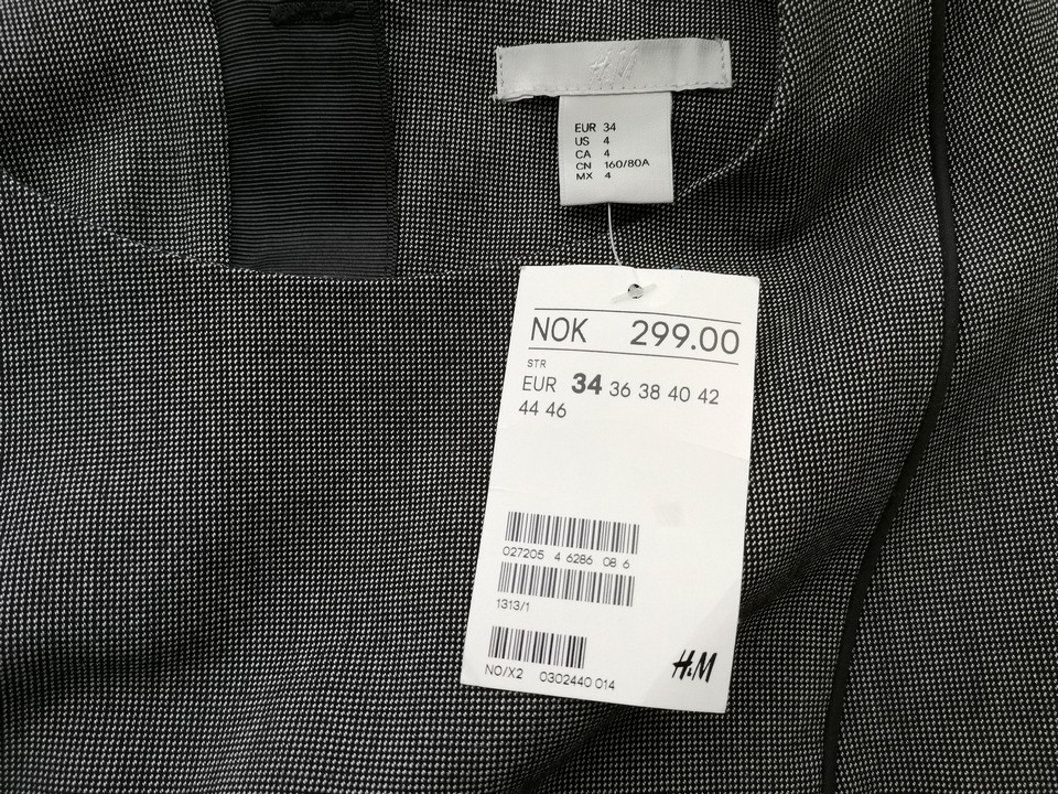 H&m Stl 34 Färg Grå Rund urringning Penn Klänning Ärmlös Knälängd