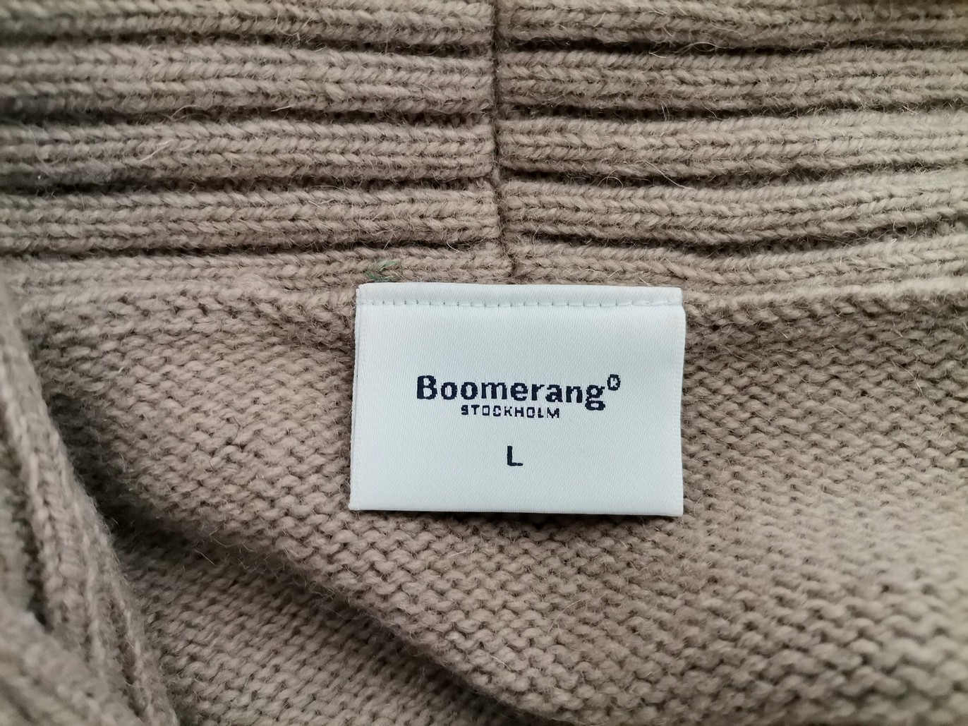 BOOMERANG Stl L Färg Grå Krage Lång knuten kofta Långärmad Material Ull Finstickat