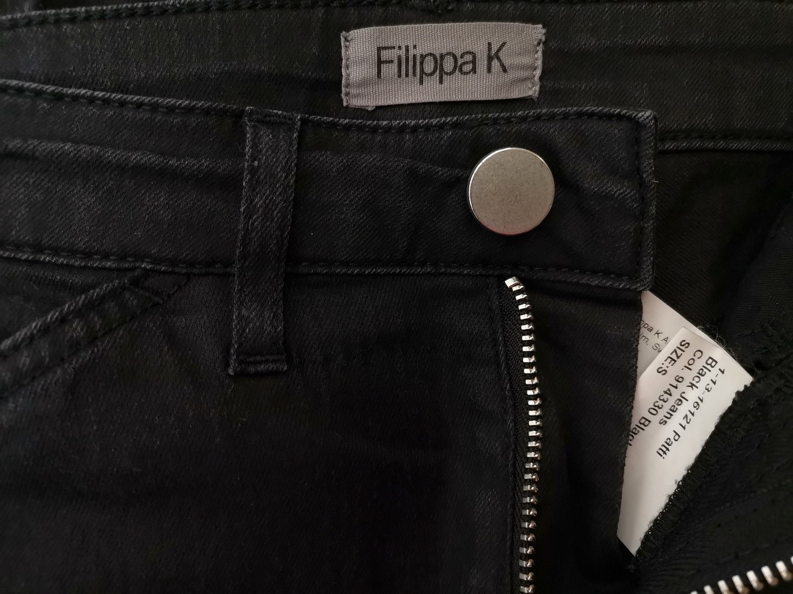 Filippa k Stl S Färg Svart Casual Byxor Material Bomull