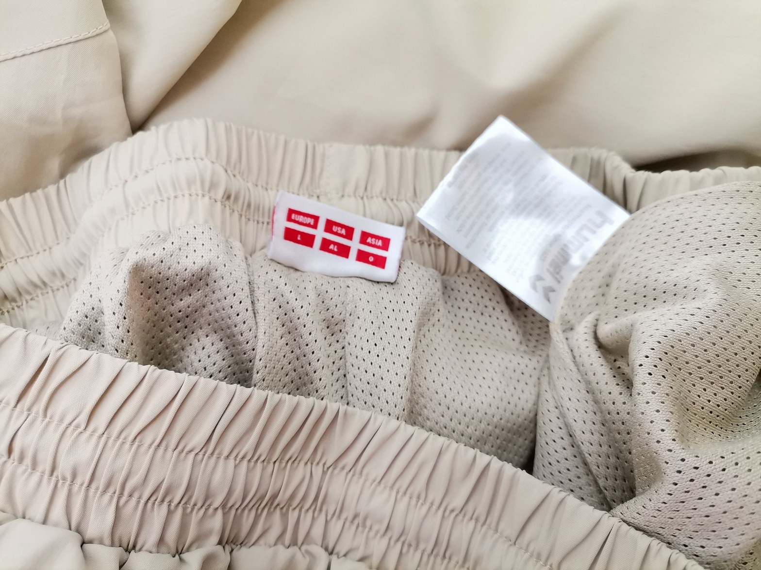 Hummel Stl L Färg Beige Ärmlös