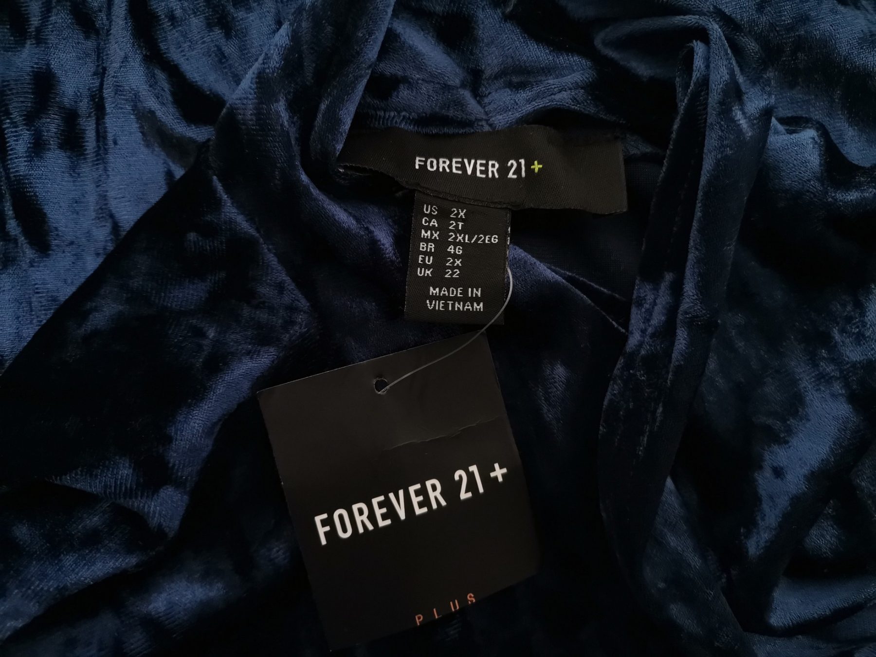 Forever 21 Stl 2XL Färg Marinblå V-ringning Lång öppen kofta Långärmad Finstickat