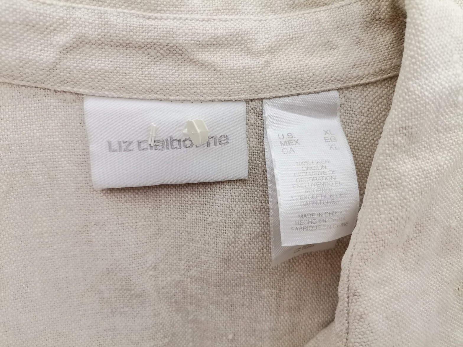 Liz Claiborne Stl XL Färg Beige Krage Knäppt Tunika Blus Långärmad Material Lin 100%