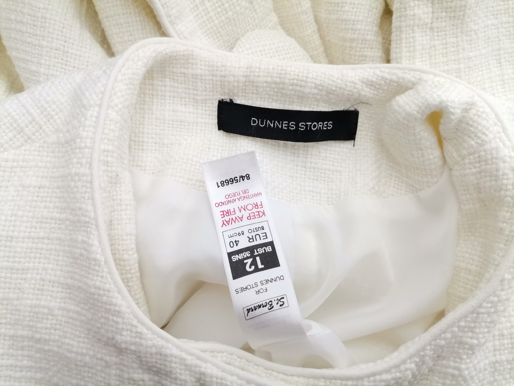 Dunnes stores Stl 12 (40) Färg Elfenben Kappa ärm 3/4 Material Bomull 100%