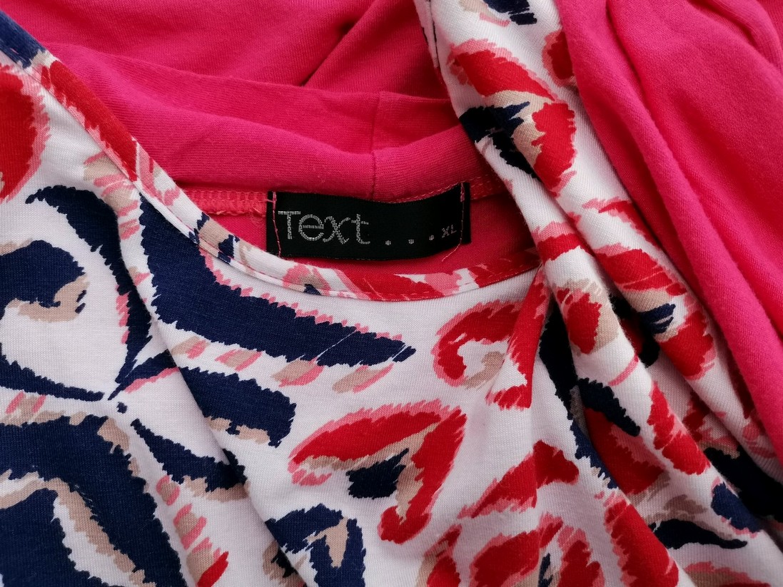 Text... Stl XL Färg Rosa Djurtryck Båtringning Blus ärm 3/4 Material Viskos