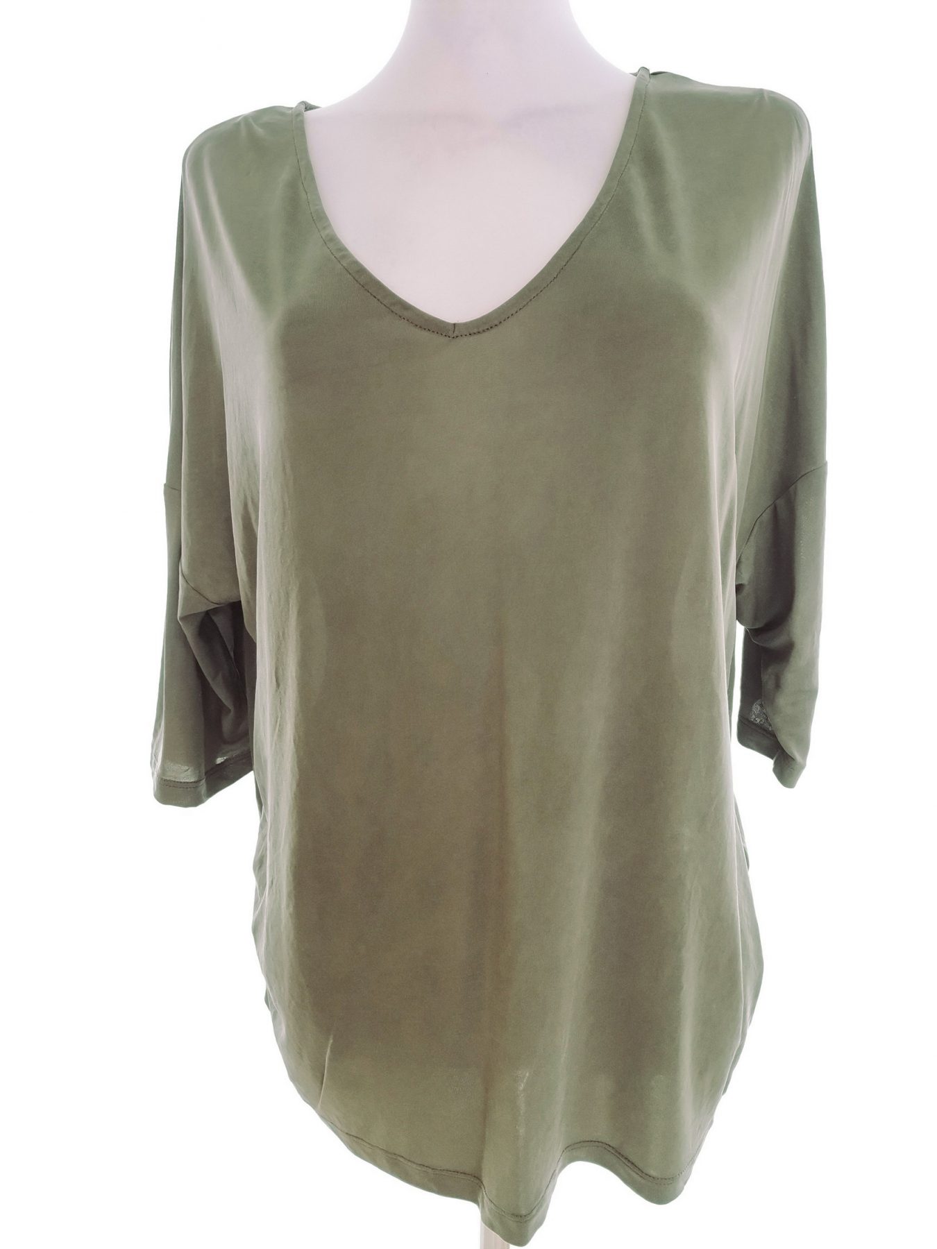 Saint tropez Stl XL Färg Khaki U-ringning Blus ärm 3/4 Material Cupro