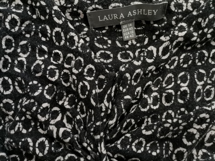 Laura ashley Stl 14 (40) Färg Svart Geometrisk V-ringning Tunika blus ärm 3/4 Material Viskos